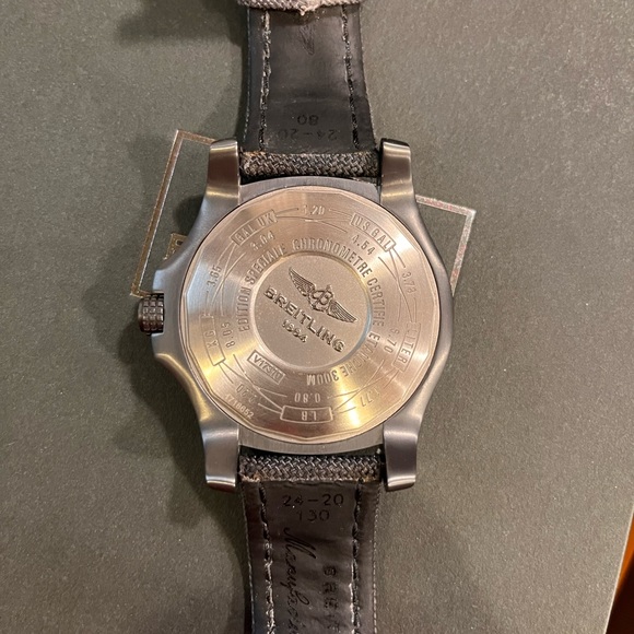 Breitling Avenger Blackbird - Picture 6 of 6